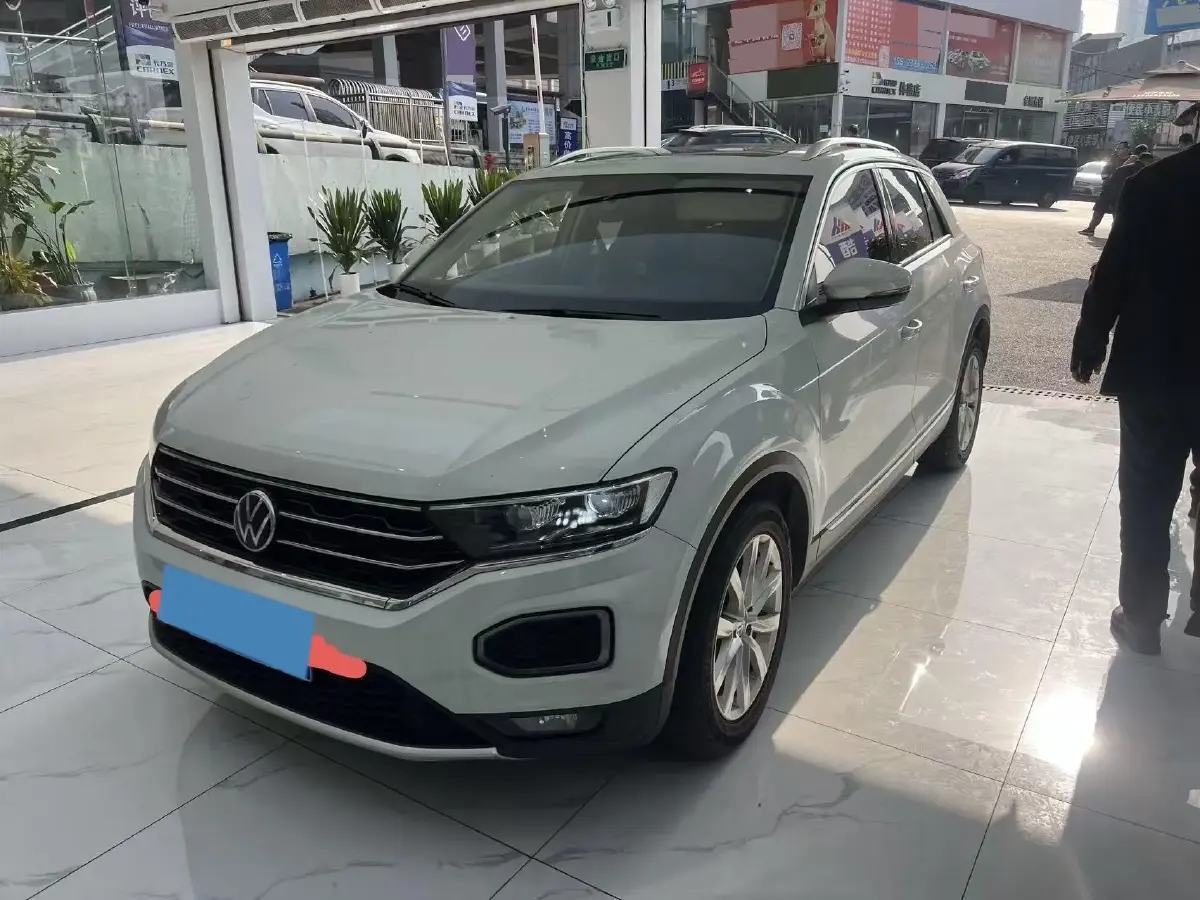 2021 Volkswagen T-Roc 1.4T 150HP L4 7DCT