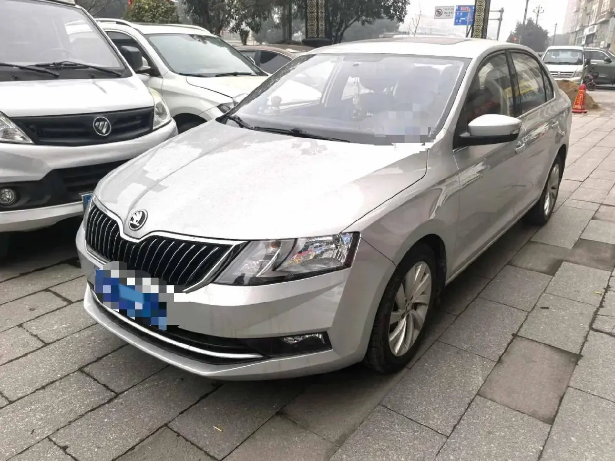 2018 Skoda Rapid 1.6L 110HP L4 6AT