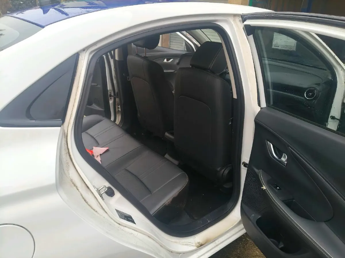 2019 ChangAn Alsvin 1.5L 107HP L4 5DCT,autocango,china used car exporter,china ev exporter,chinese used car exporter,chinese used ev exporter