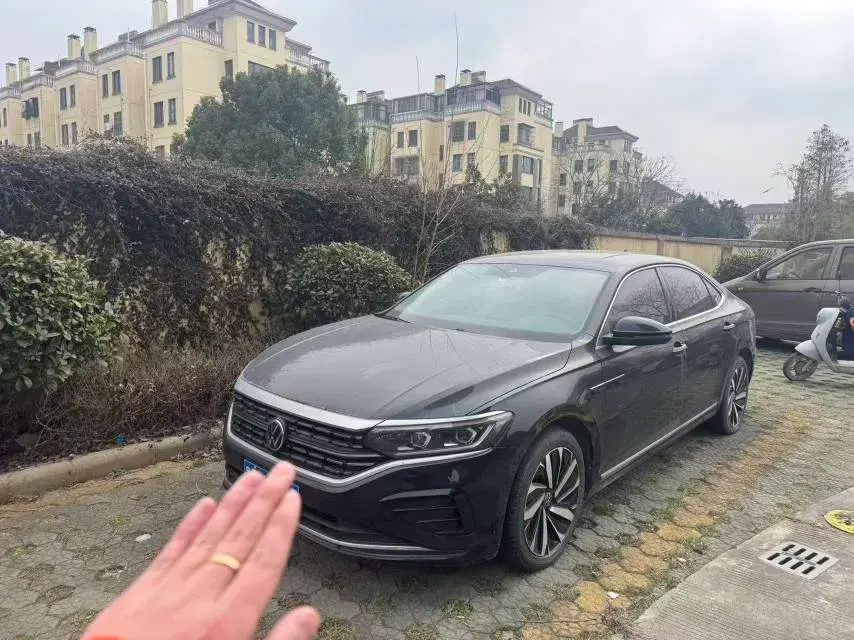 2022 Xpeng P7 BEV 60.2KWH