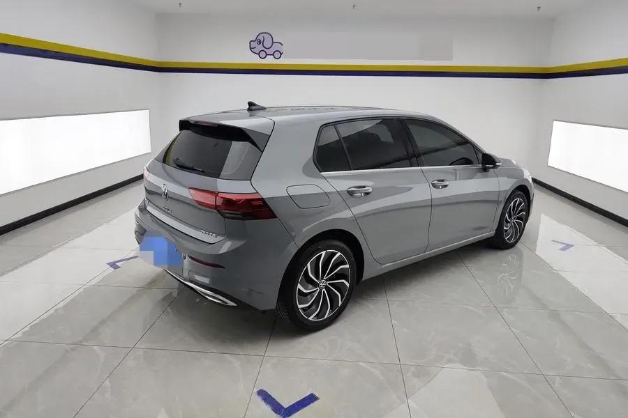 2008 Mitsubishi Zinger 2.0L 170HP L4 5MT,autocango,china used car exporter,china ev exporter,chinese used car exporter,chinese used ev exporter