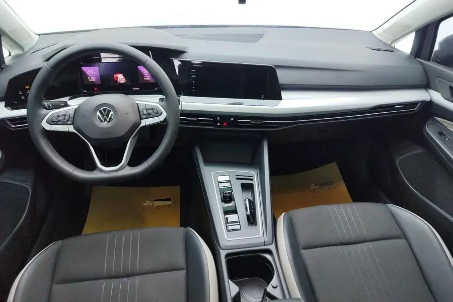 2008 Mitsubishi Zinger 2.0L 170HP L4 5MT,autocango,china used car exporter,china ev exporter,chinese used car exporter,chinese used ev exporter