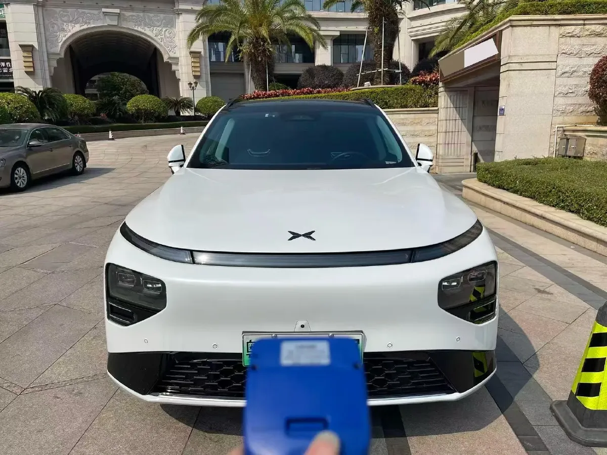 2022 Jeep Gladiator 3.6L 284HP V6 8AT,autocango,china used car exporter,china ev exporter,chinese used car exporter,chinese used ev exporter