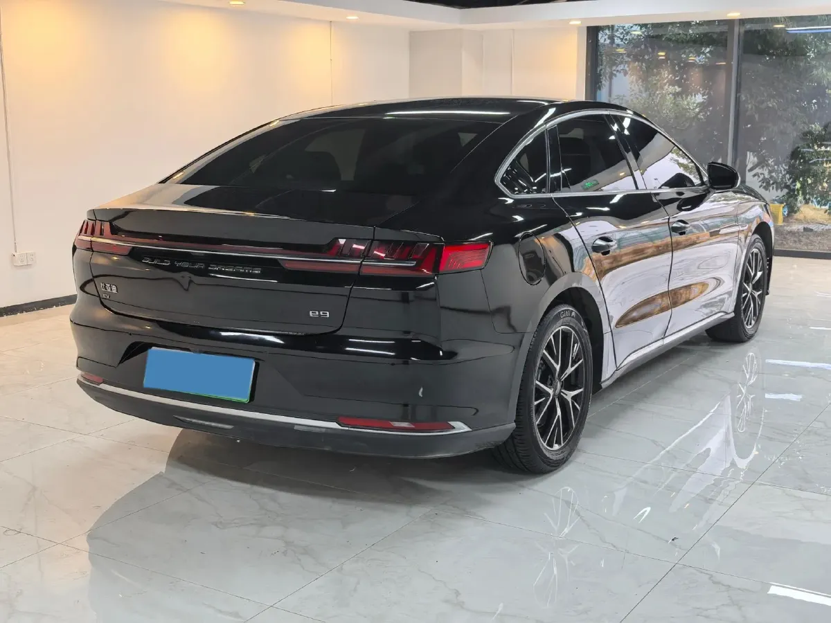 2022 BYD e9 BEV 63.36KWH,autocango,china used car exporter,china ev exporter,chinese used car exporter,chinese used ev exporter