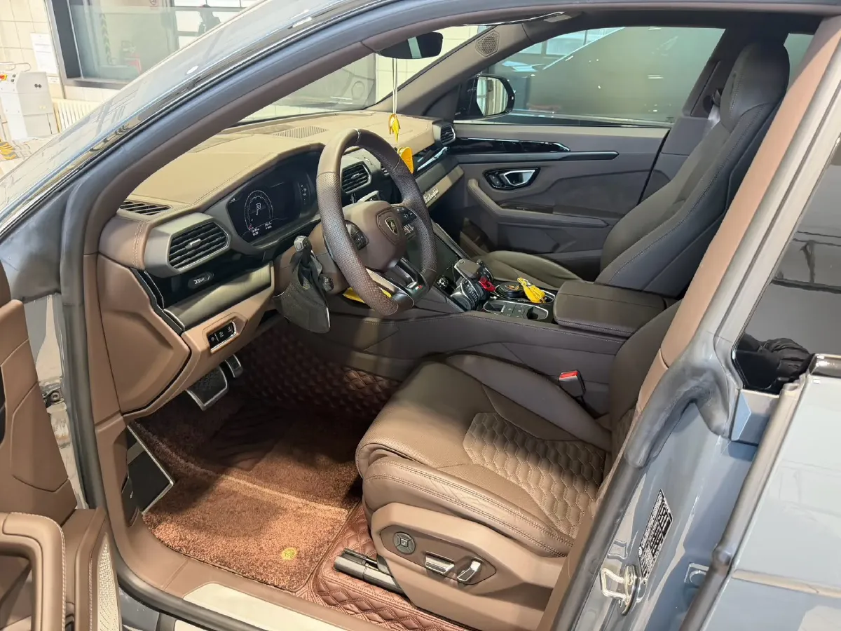 2023 Lamborghini Urus 4.0T 641HP V8 8AT,autocango,china used car exporter,china ev exporter,chinese used car exporter,chinese used ev exporter