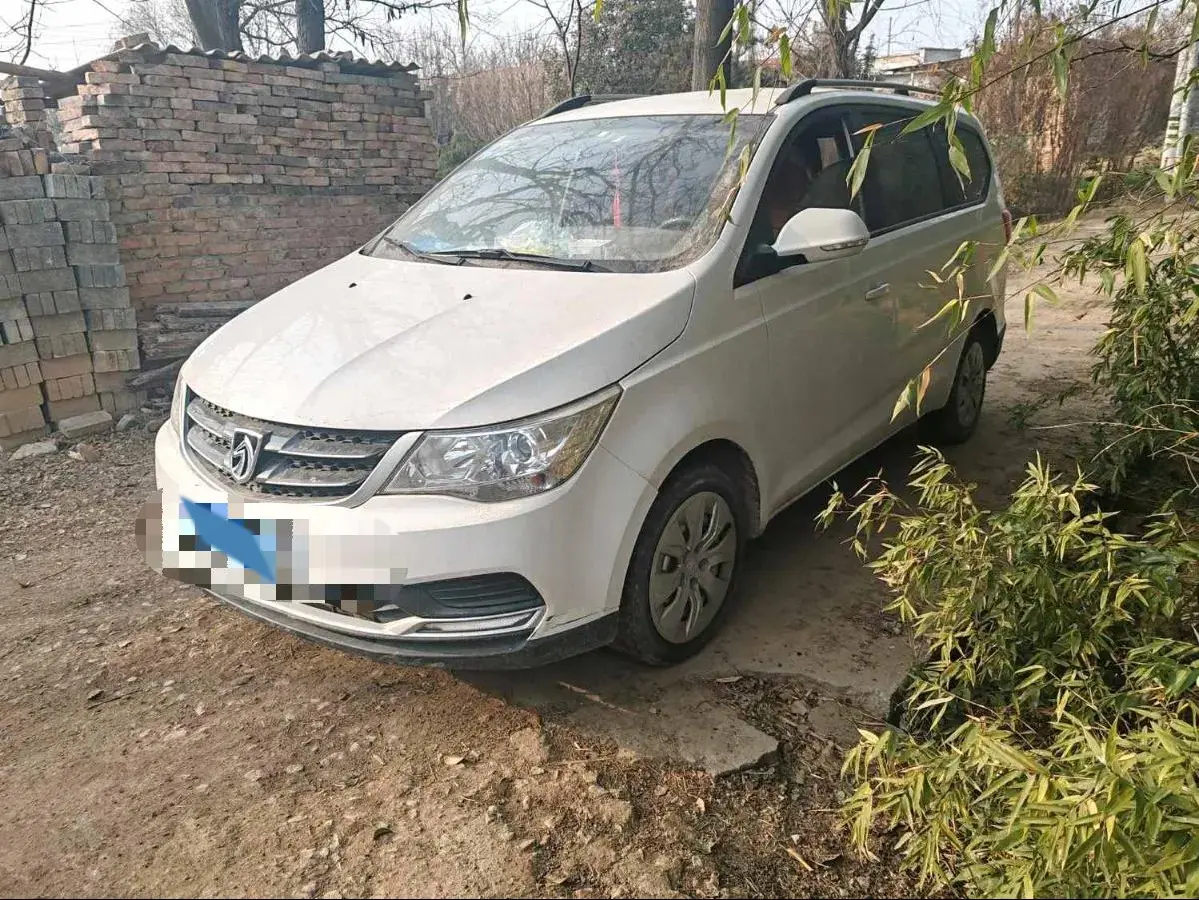 2019 BaoJun 730 1.5L 105HP L4 6MT