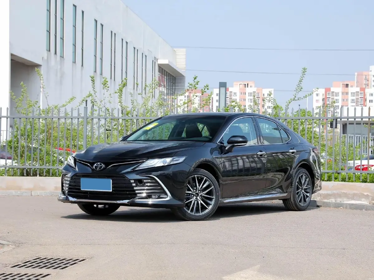 2023 Toyota Camry 2.5L 207HP L4 8AT