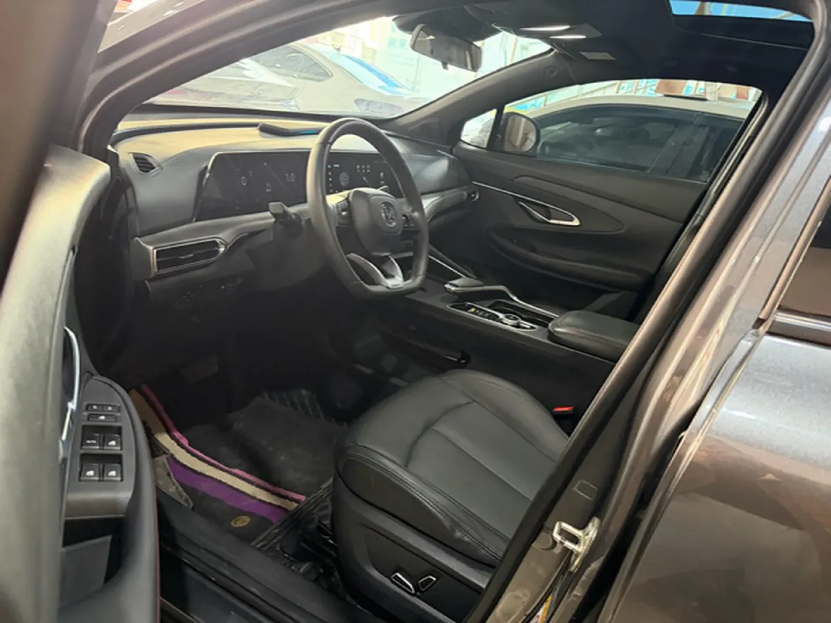 2022 ChangAn UNI-T 1.5T 188HP L4 7DCT,autocango,china used car exporter,china ev exporter,chinese used car exporter,chinese used ev exporter