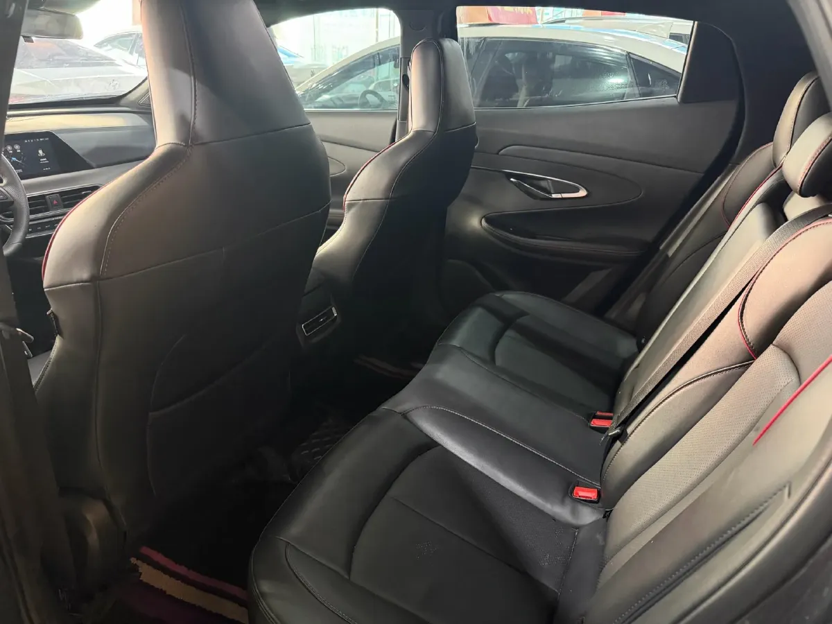 2022 ChangAn UNI-T 1.5T 188HP L4 7DCT,autocango,china used car exporter,china ev exporter,chinese used car exporter,chinese used ev exporter