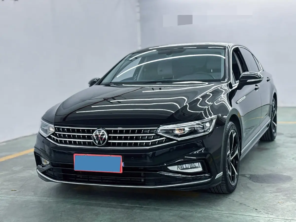 2023 Volkswagen Magotan 2.0T 186HP L4 7DCT