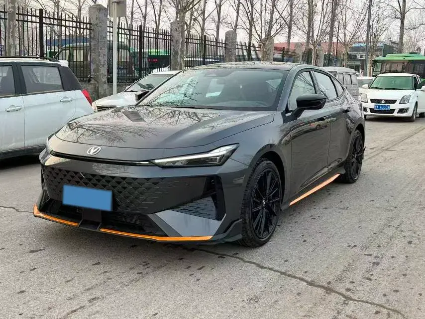 2024 ChangAn UNI-V 1.5T 188HP L4 7DCT