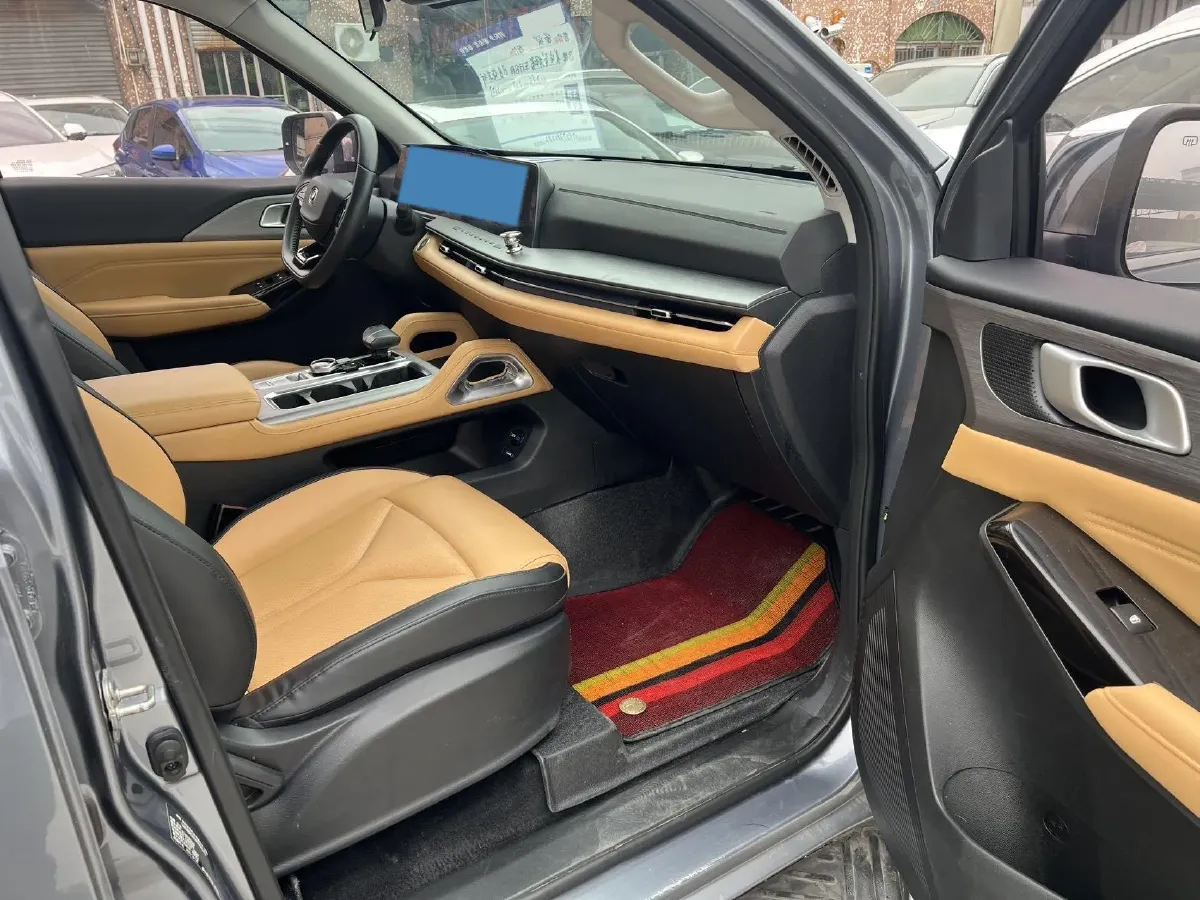 2023 ChangAn LanTuoZhe 2.0T 233HP L4 8AT,autocango,china used car exporter,china ev exporter,chinese used car exporter,chinese used ev exporter