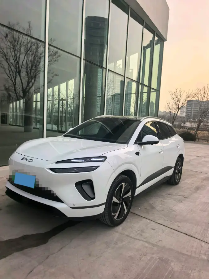 2025 LanDian E5 PLUS 1.5L 95HP L4 E-CVT PHEV