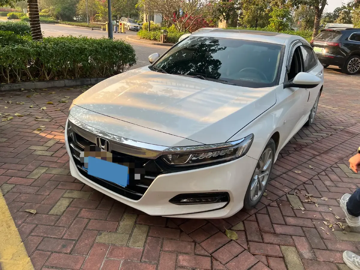 2018 Honda Accord 1.5T 177HP L4 CVT