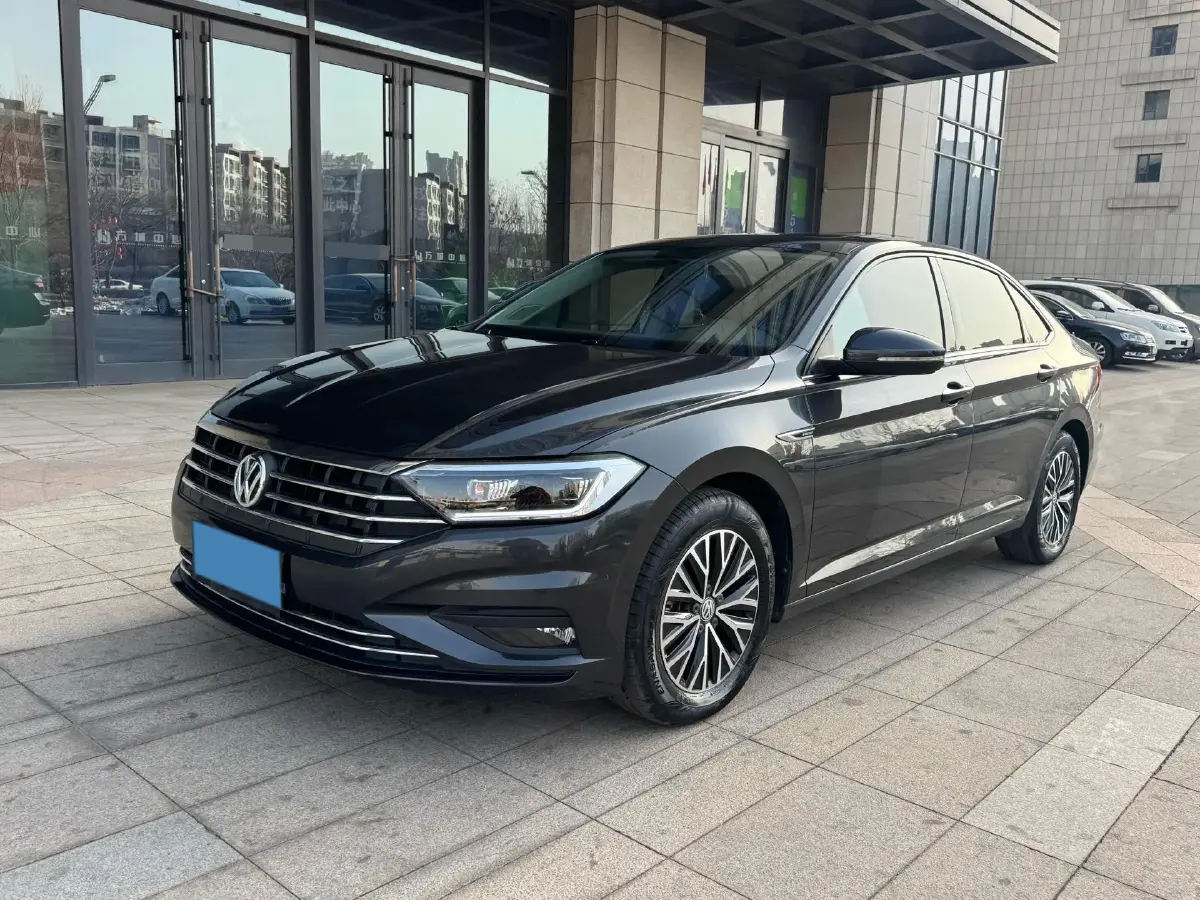 2021 Volkswagen Sagitar 1.4T 150HP L4 7DCT
