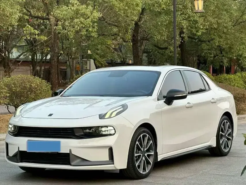 2020 LYNK&CO 03 2.0T 190HP L4 6AT