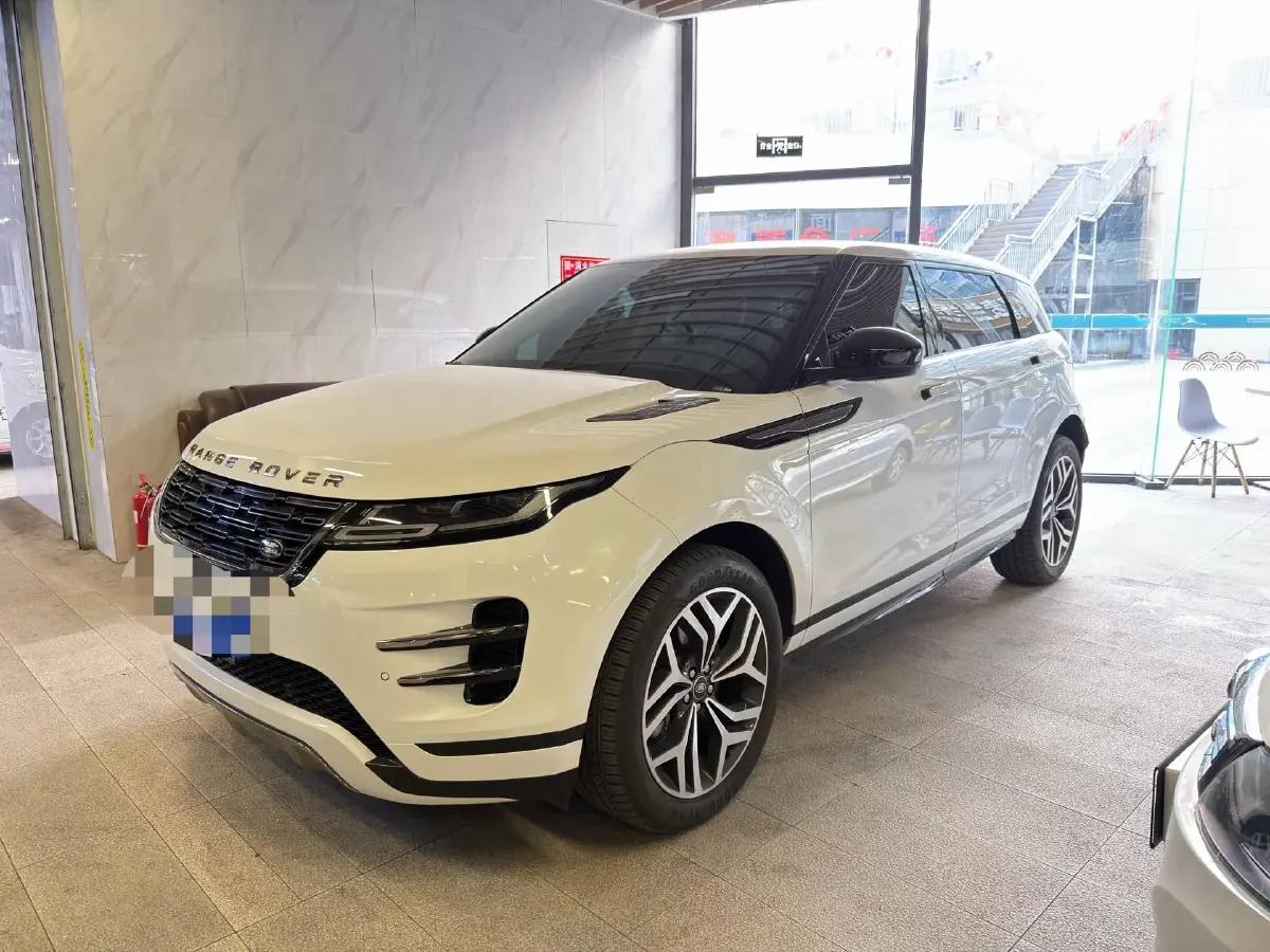 2024 Land Rover Range Rover Evoque 2.0T 249HP L4 9AT
