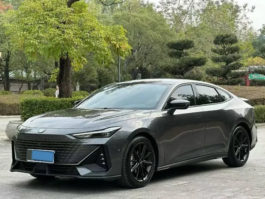 2022 ChangAn UNI-V 1.5T 188HP L4 7DCT,autocango,china used car exporter,china ev exporter,chinese used car exporter,chinese used ev exporter