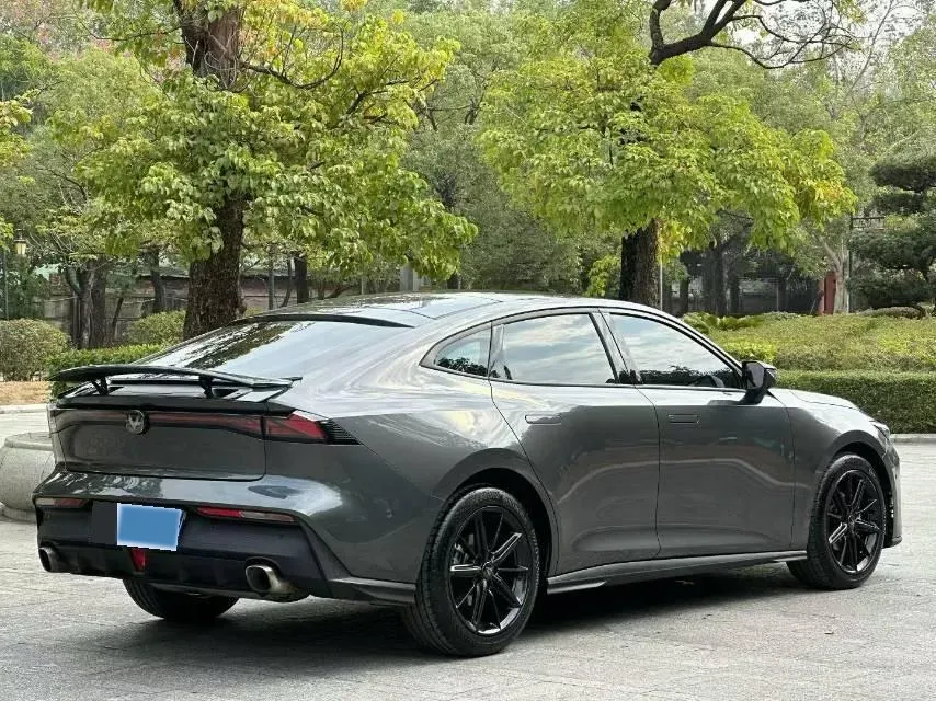 2022 ChangAn UNI-V 1.5T 188HP L4 7DCT,autocango,china used car exporter,china ev exporter,chinese used car exporter,chinese used ev exporter