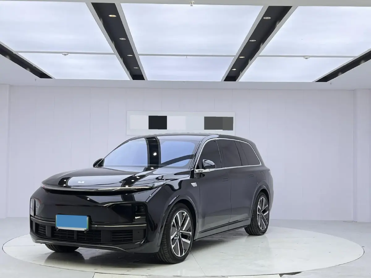 2024 Land Rover Range Rover Evoque 1.5T 200HP L3 8AT PHEV 15.5KWH