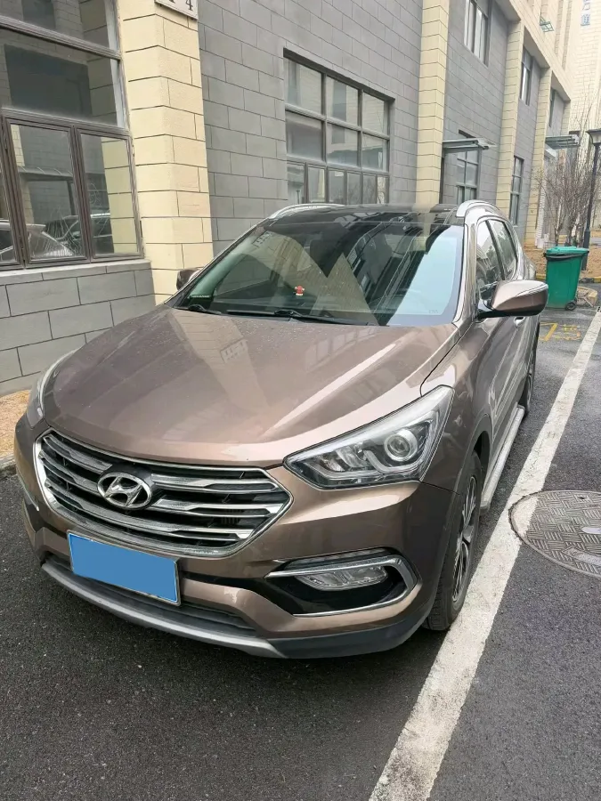 2017 Hyundai Santafe 2.0T 245HP L4 6AT,autocango,china used car exporter,china ev exporter,chinese used car exporter,chinese used ev exporter