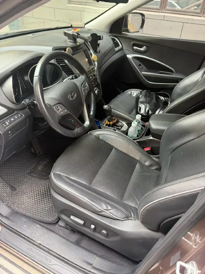 2017 Hyundai Santafe 2.0T 245HP L4 6AT,autocango,china used car exporter,china ev exporter,chinese used car exporter,chinese used ev exporter