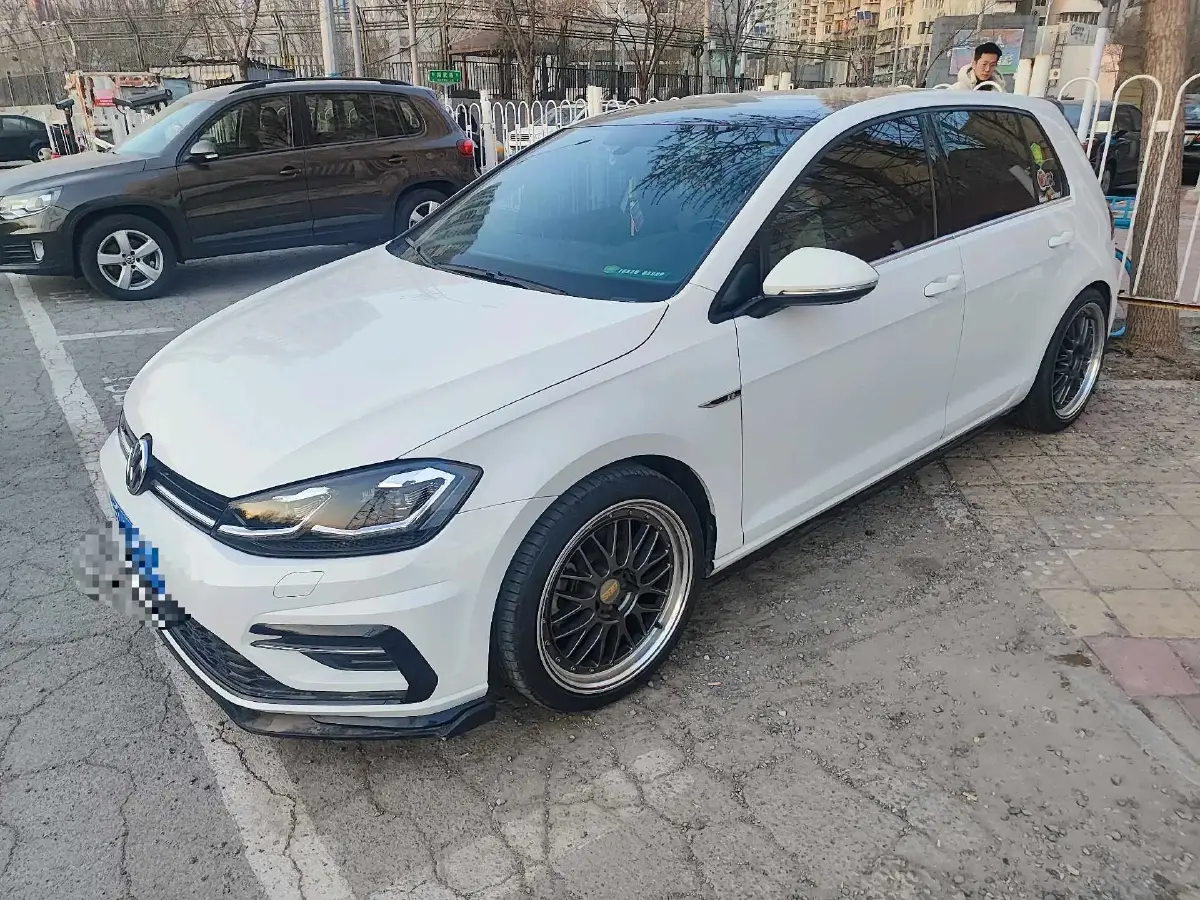 2019 BYD Song MAX 1.5T 160HP L4 6DCT PHEV 15.98KWH