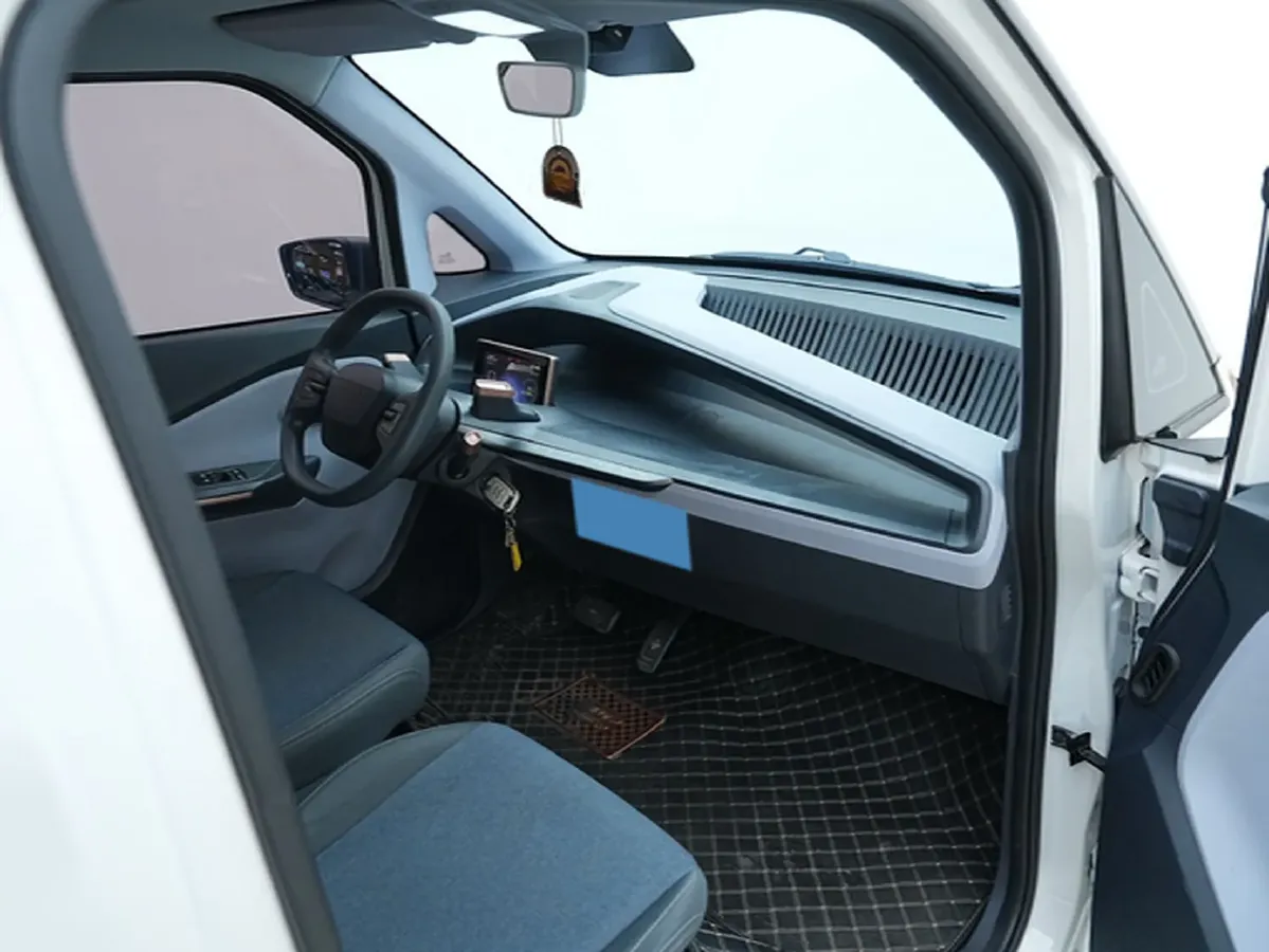 2020 BaoJun E200 BEV 28KWH,autocango,china used car exporter,china ev exporter,chinese used car exporter,chinese used ev exporter