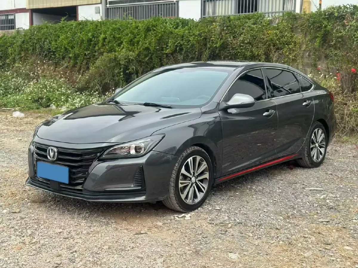 2021 ChangAn Raeton CC 1.5T 180HP L4 7DCT