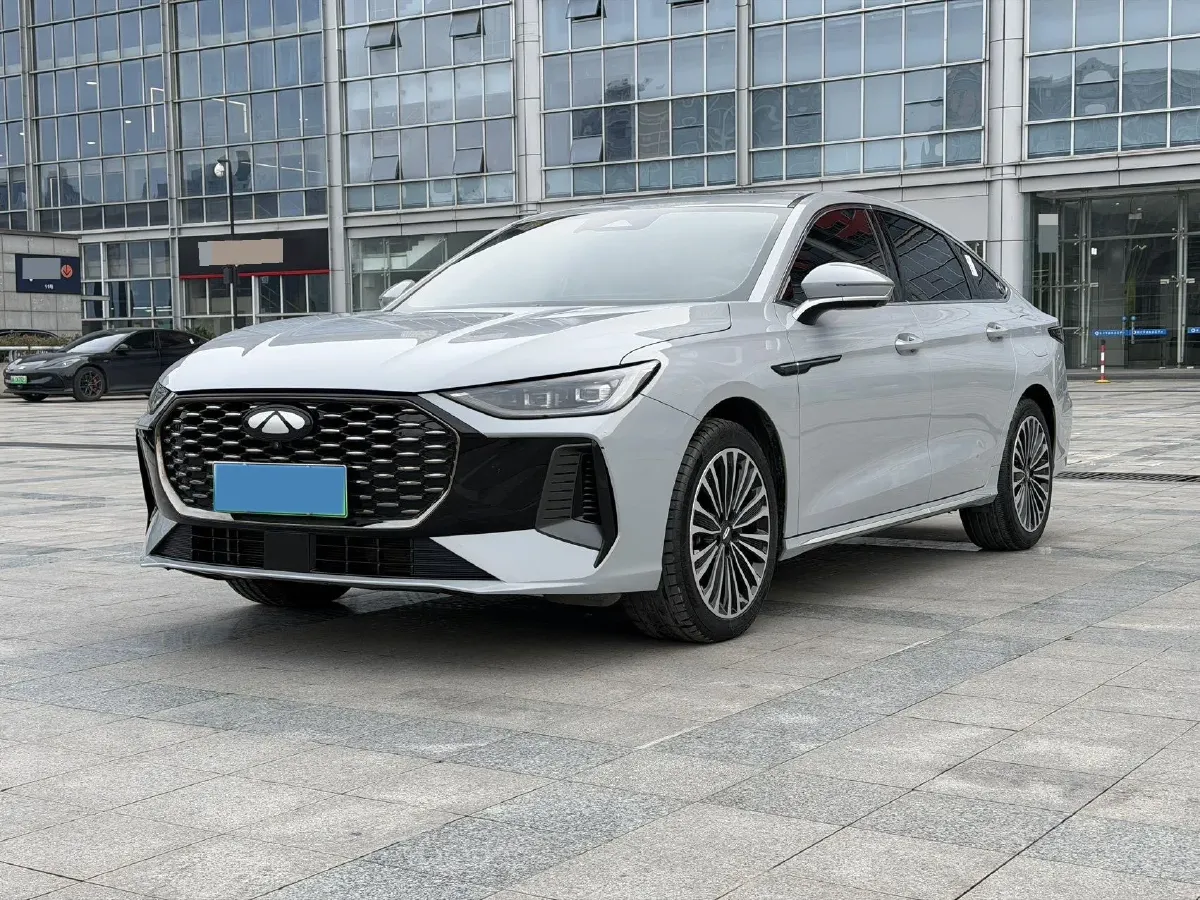 2025 Fulwin FulwinA8L 1.5T 156HP L4 1DHT PHEV 18.67KWH,autocango,china used car exporter,china ev exporter,chinese used car exporter,chinese used ev exporter