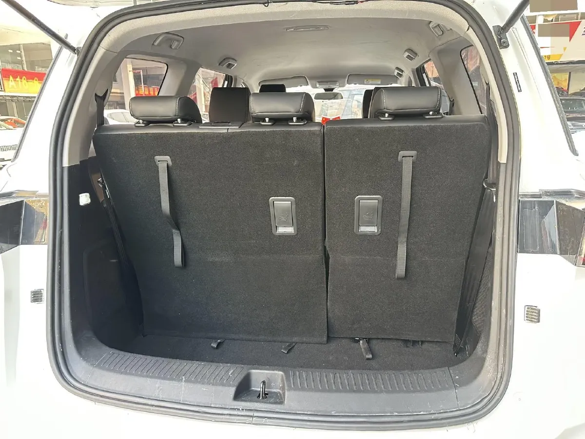 2022 WuLing JiaChen 1.5T 147HP L4 6MT,autocango,china used car exporter,china ev exporter,chinese used car exporter,chinese used ev exporter