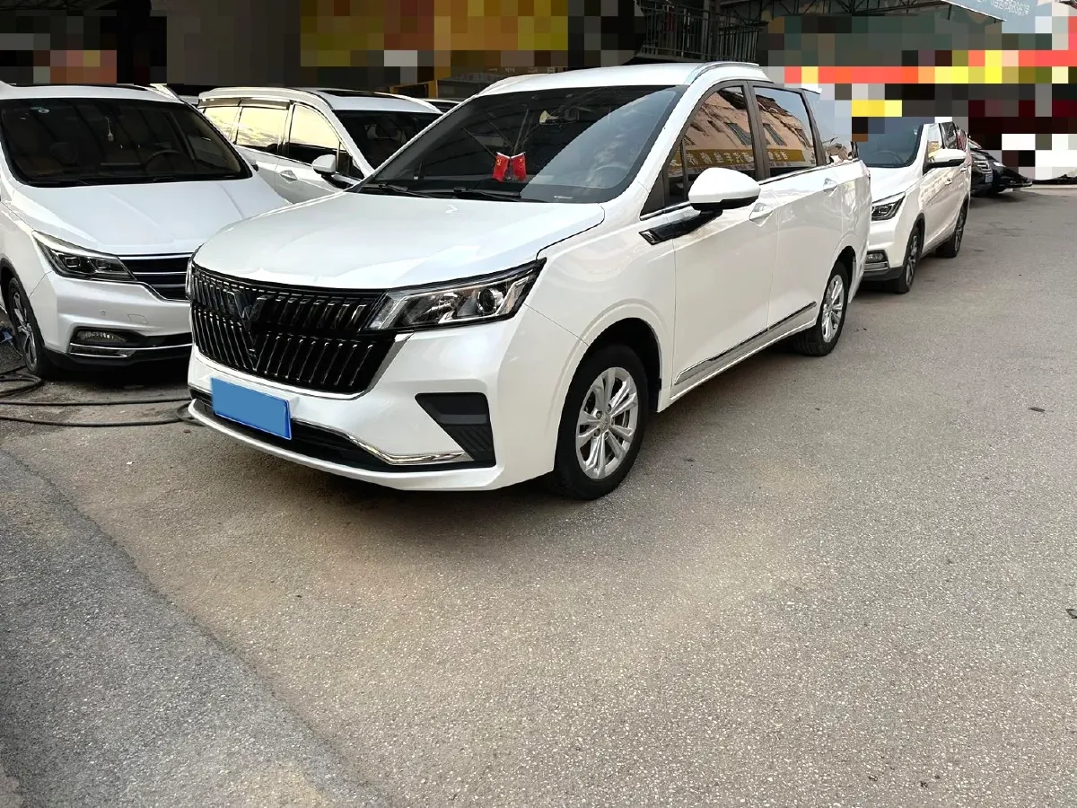 2022 WuLing JiaChen 1.5T 147HP L4 6MT,autocango,china used car exporter,china ev exporter,chinese used car exporter,chinese used ev exporter