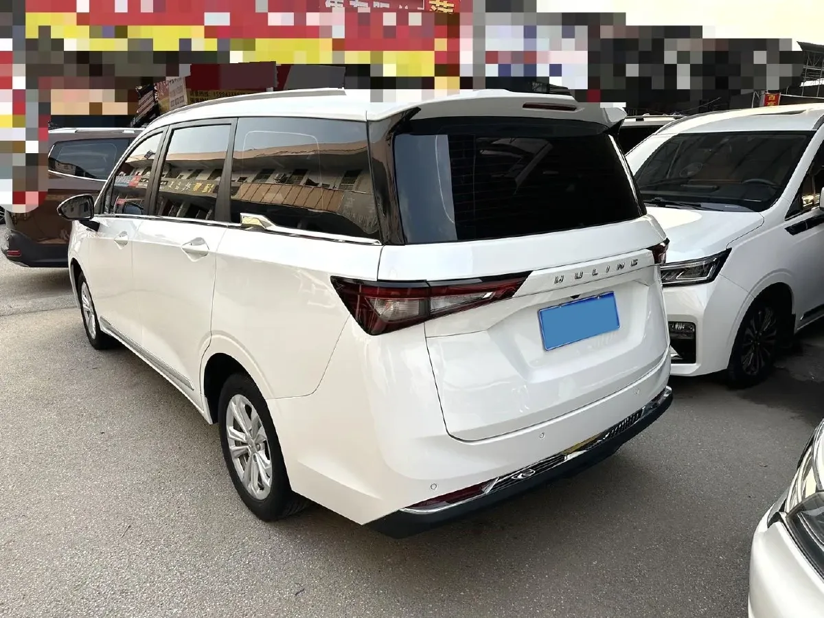 2022 WuLing JiaChen 1.5T 147HP L4 6MT,autocango,china used car exporter,china ev exporter,chinese used car exporter,chinese used ev exporter