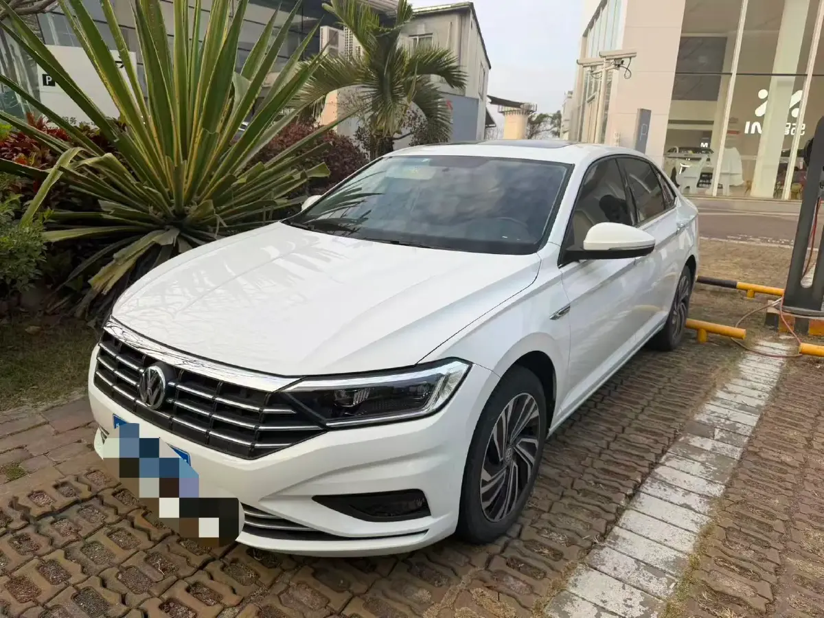 2021 Volkswagen Sagitar 1.4T 150HP L4 7DCT