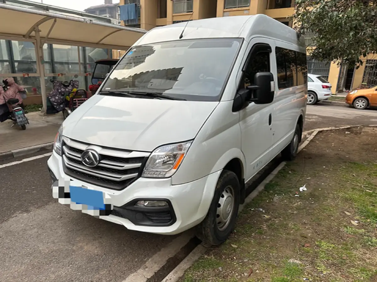 2021 MAXUS XinTu V80 2.0T 139HP L4 6MT