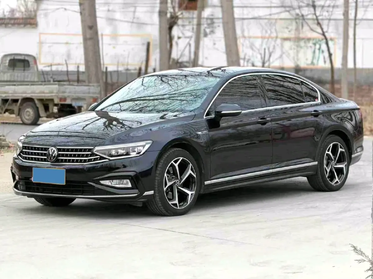 2023 Volkswagen Magotan 2.0T 186HP L4 7DCT