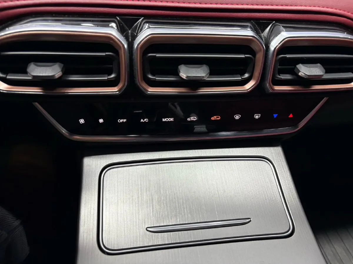 2021 Jetour X70 Plus 1.5T 156HP L4 6DCT,autocango,china used car exporter,china ev exporter,chinese used car exporter,chinese used ev exporter