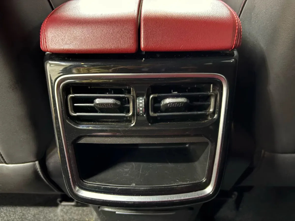 2021 Jetour X70 Plus 1.5T 156HP L4 6DCT,autocango,china used car exporter,china ev exporter,chinese used car exporter,chinese used ev exporter