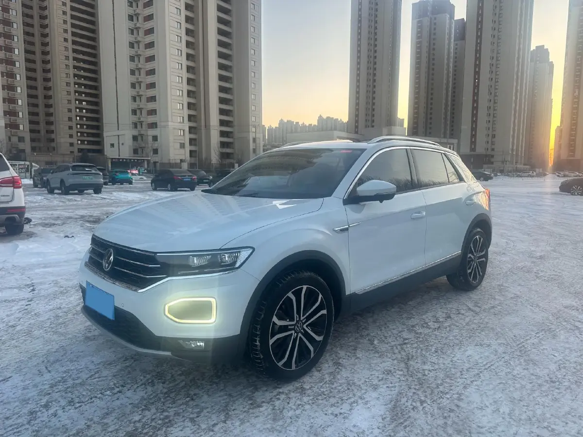 2022 Volkswagen T-Roc 1.4T 150HP L4 7DCT