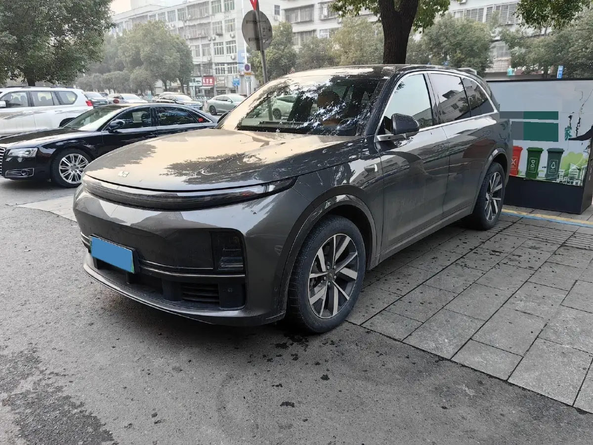 2023 Li L7 Range Extended 154HP REEV 40.9KWH