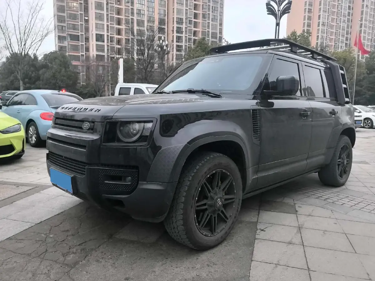 2023 Land Rover Defender 3.0T 400HP L6 8AT