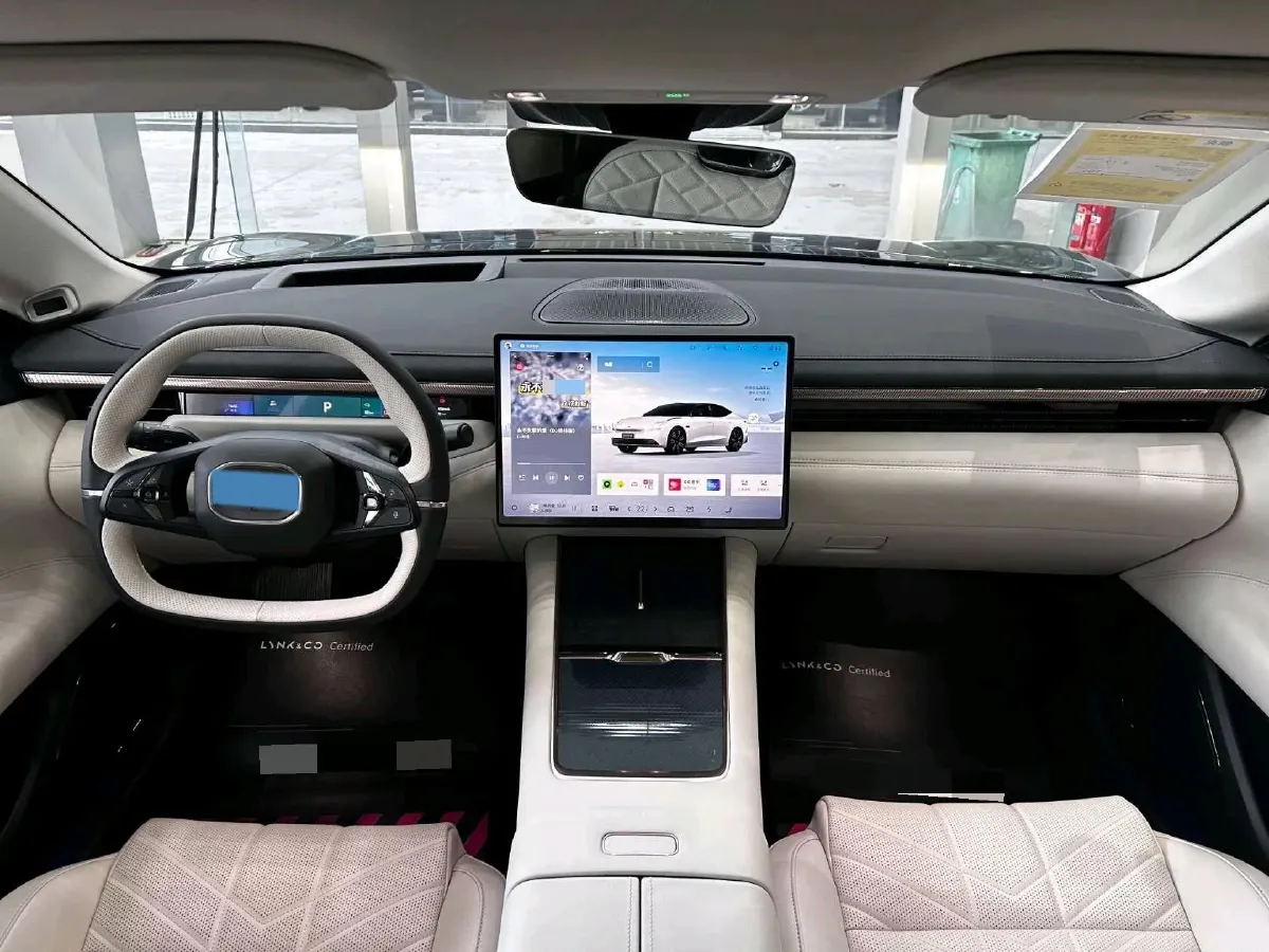 2025 LYNK&CO 10 EM-P 1.5T 163HP L4 3DHT PHEV,autocango,china used car exporter,china ev exporter,chinese used car exporter,chinese used ev exporter