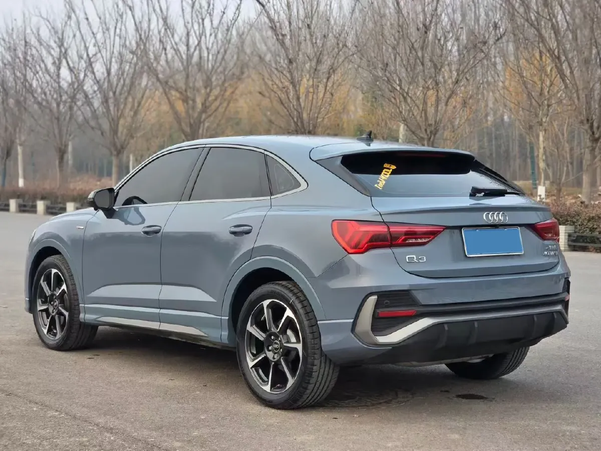 2022 Audi Q3 Sportback 2.0T 186HP L4 7DCT,autocango,china used car exporter,china ev exporter,chinese used car exporter,chinese used ev exporter
