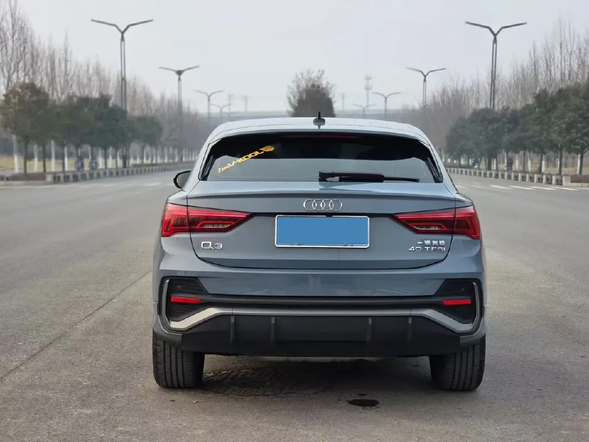 2022 Audi Q3 Sportback 2.0T 186HP L4 7DCT,autocango,china used car exporter,china ev exporter,chinese used car exporter,chinese used ev exporter