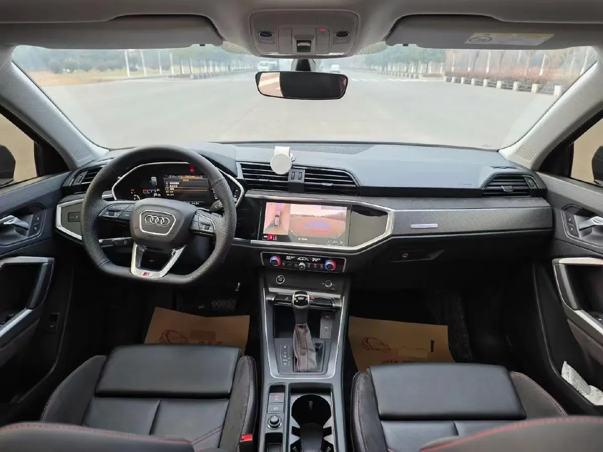 2022 Audi Q3 Sportback 2.0T 186HP L4 7DCT,autocango,china used car exporter,china ev exporter,chinese used car exporter,chinese used ev exporter