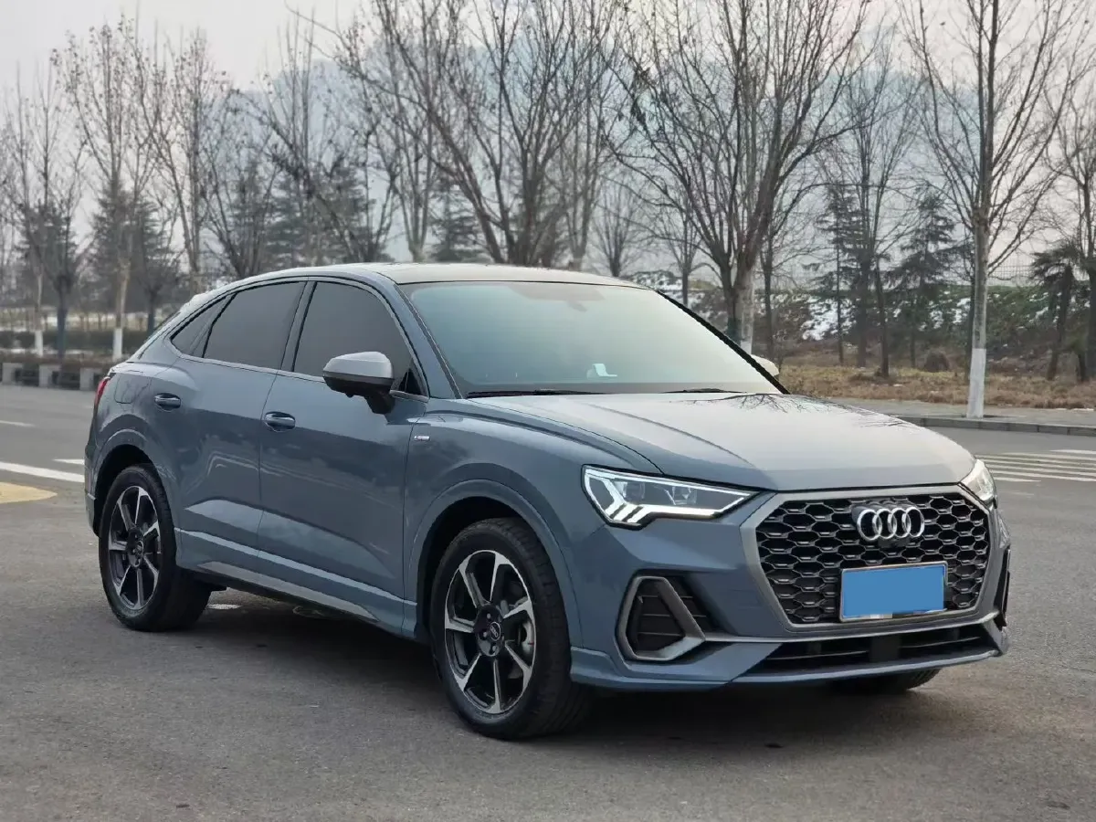 2022 Audi Q3 Sportback 2.0T 186HP L4 7DCT,autocango,china used car exporter,china ev exporter,chinese used car exporter,chinese used ev exporter