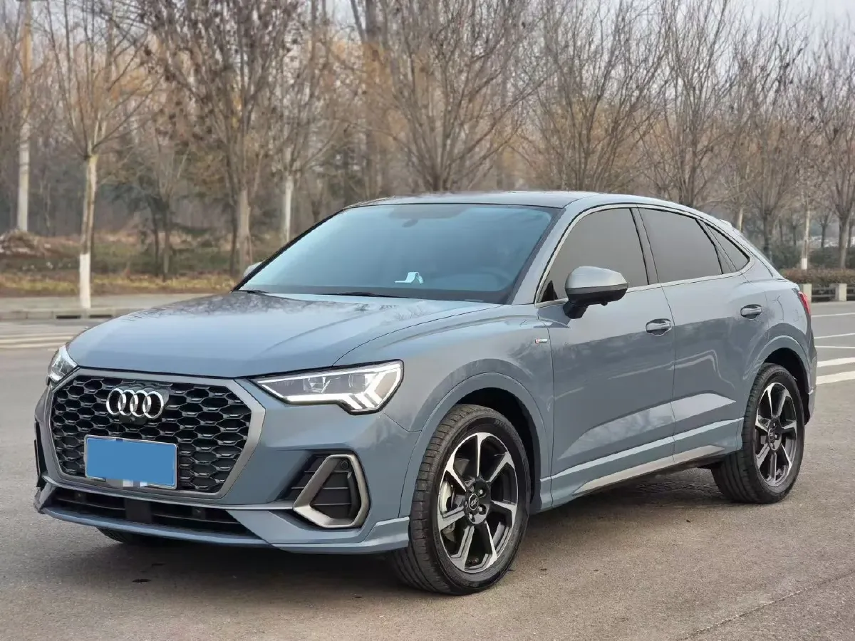 2022 Audi Q3 Sportback 2.0T 186HP L4 7DCT,autocango,china used car exporter,china ev exporter,chinese used car exporter,chinese used ev exporter