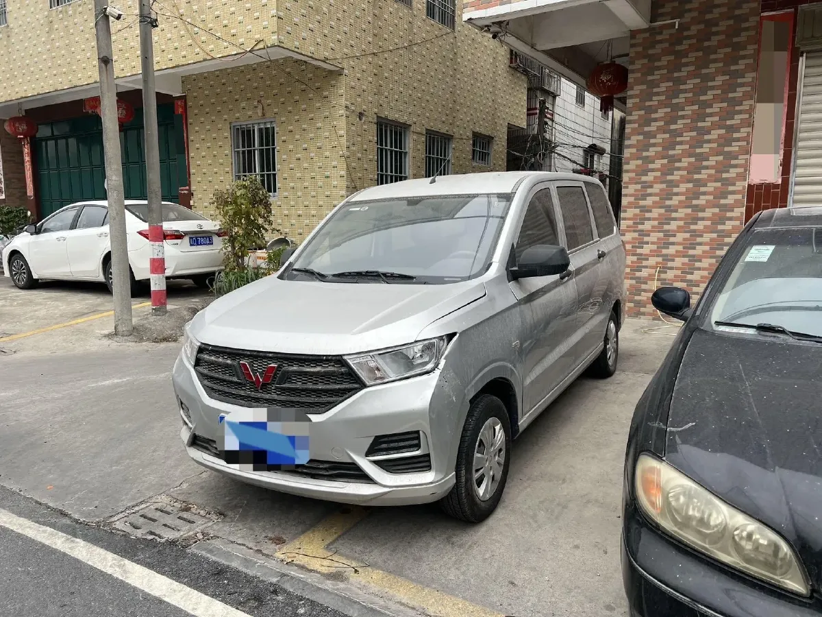 2021 Yema SiPaiKa 1.5L 109HP L4 5MT,autocango,china used car exporter,china ev exporter,chinese used car exporter,chinese used ev exporter