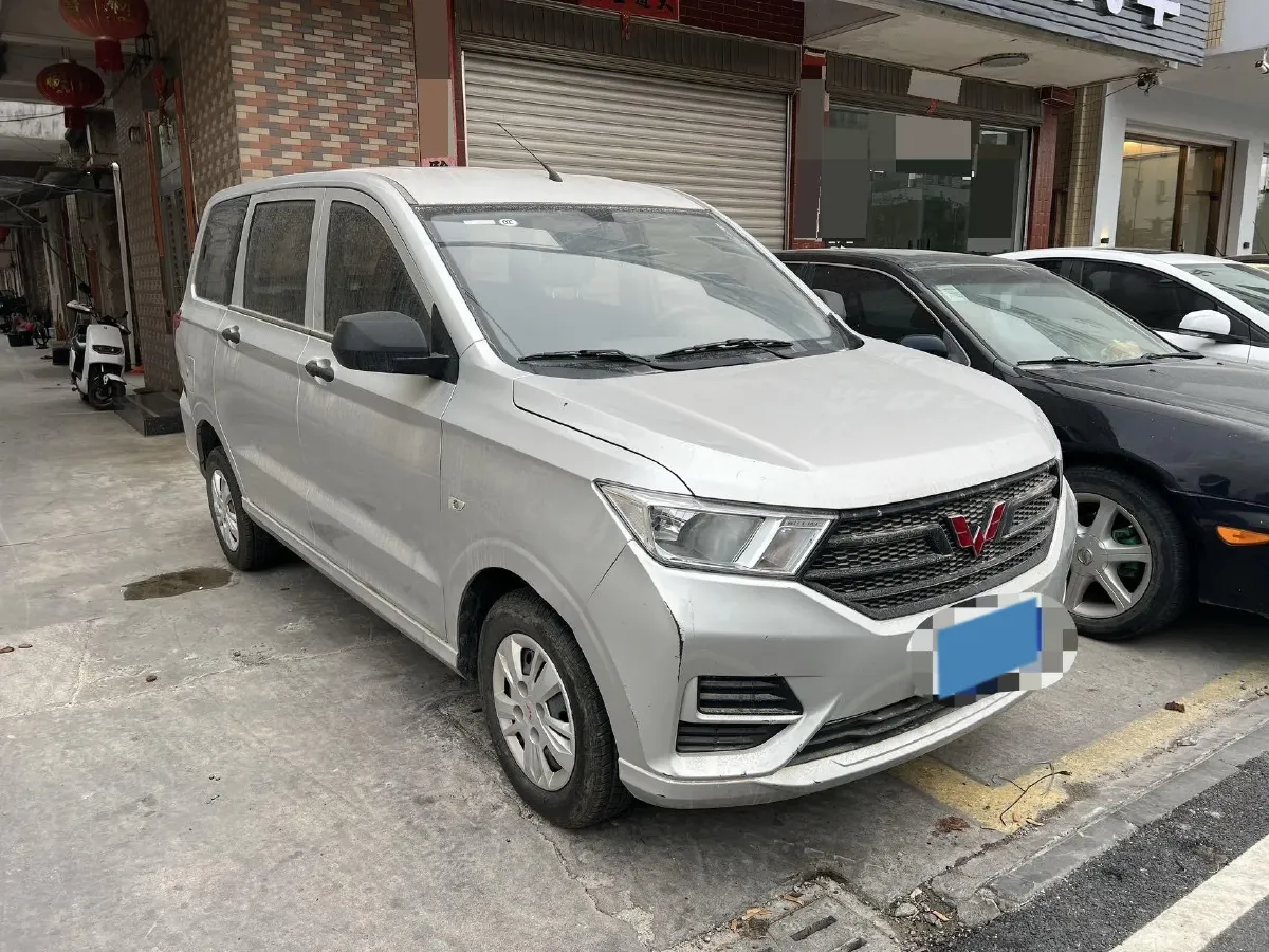 2021 Yema SiPaiKa 1.5L 109HP L4 5MT,autocango,china used car exporter,china ev exporter,chinese used car exporter,chinese used ev exporter