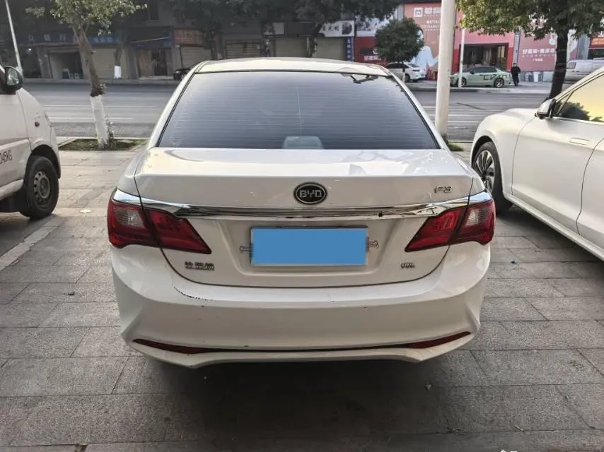 2018 BYD F3 1.5L 109HP L4 5MT,autocango,china used car exporter,china ev exporter,chinese used car exporter,chinese used ev exporter